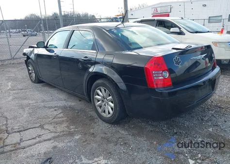 2008 Chrysler 300 Lx from USA, damaged, VIN 2C3KA43R88H103671